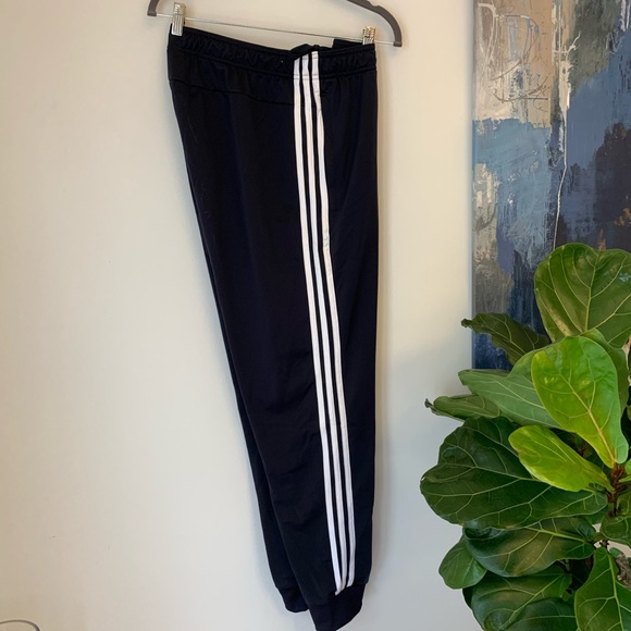 🏷NWT adidas 3 stripe tapered Tricot pants - Picture 6 of 8